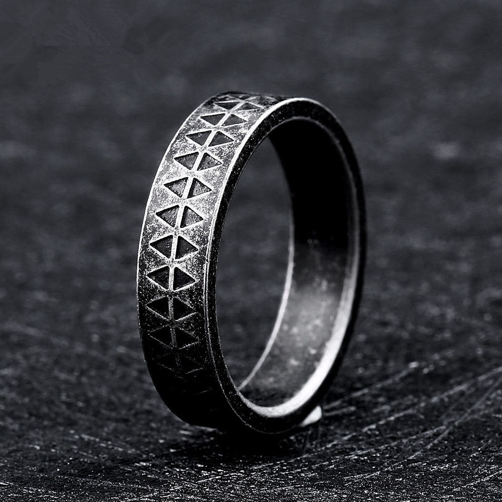 Nordic Sweden Minimalist Titanium Steel Fashion Triangle Diamond Ring